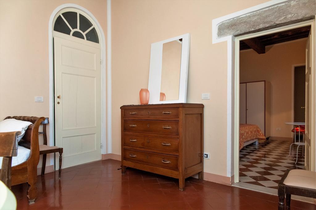 Cavour33 Bed & Breakfast มาสซา ภายนอก รูปภาพ